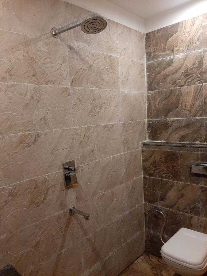 Hotel Hollywood Zirakpur Eksteriør billede